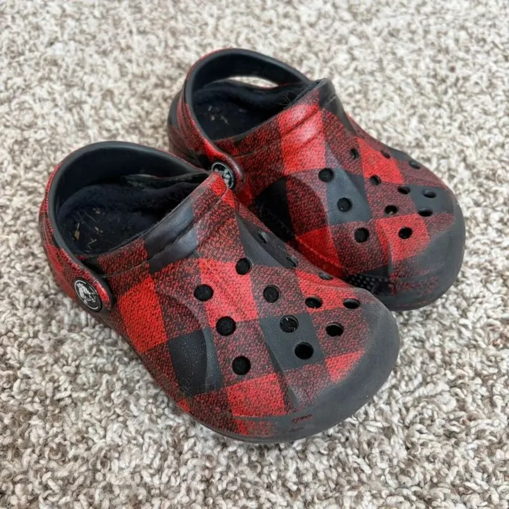 Size 8 / Toddler Girl Lined Crocs